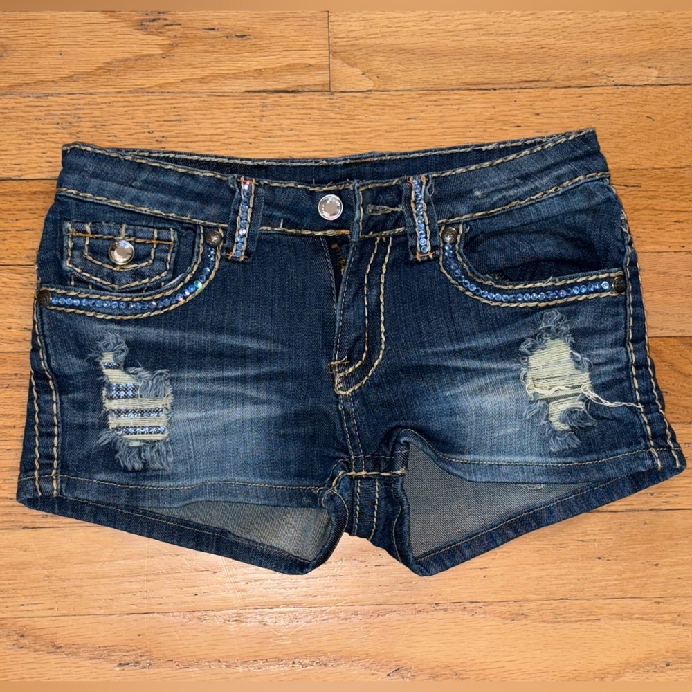 A7 Stylish Blue Denim Crystal Embellished Women Shorts Size Medium